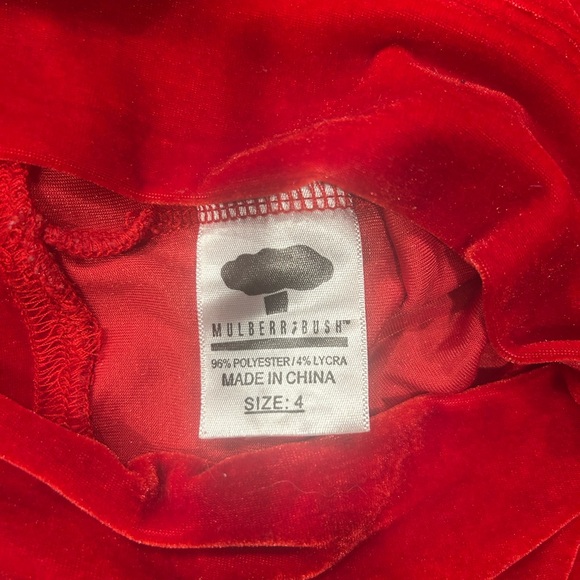 Girl’s Size 4 Stretchy Red Velvet Christmas Tree Shirt & Pants. - Picture 7 of 9
